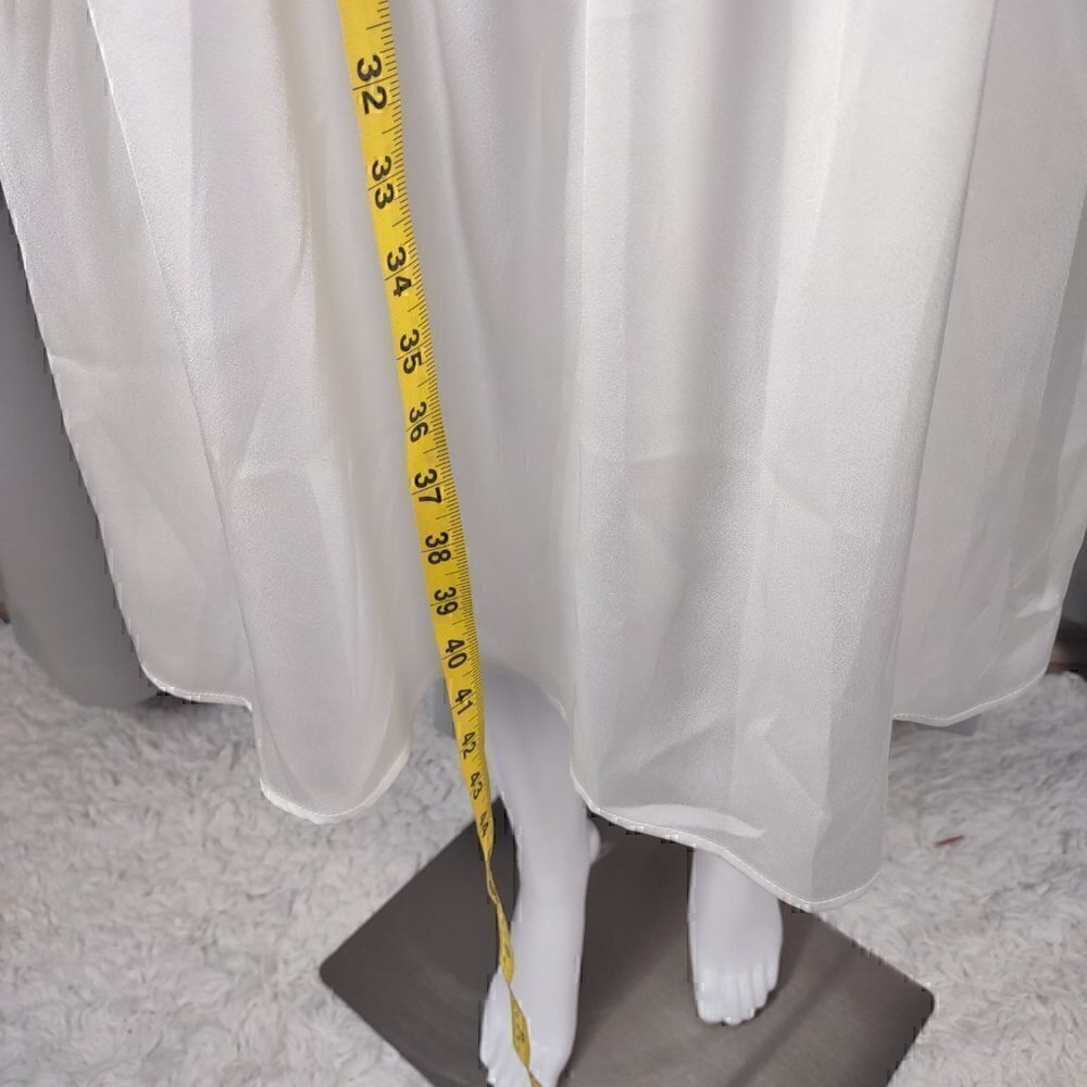 Marycrafts White Long Sleeve 2 Button Dress Size 8 (NWT) - Picture 6 of 12